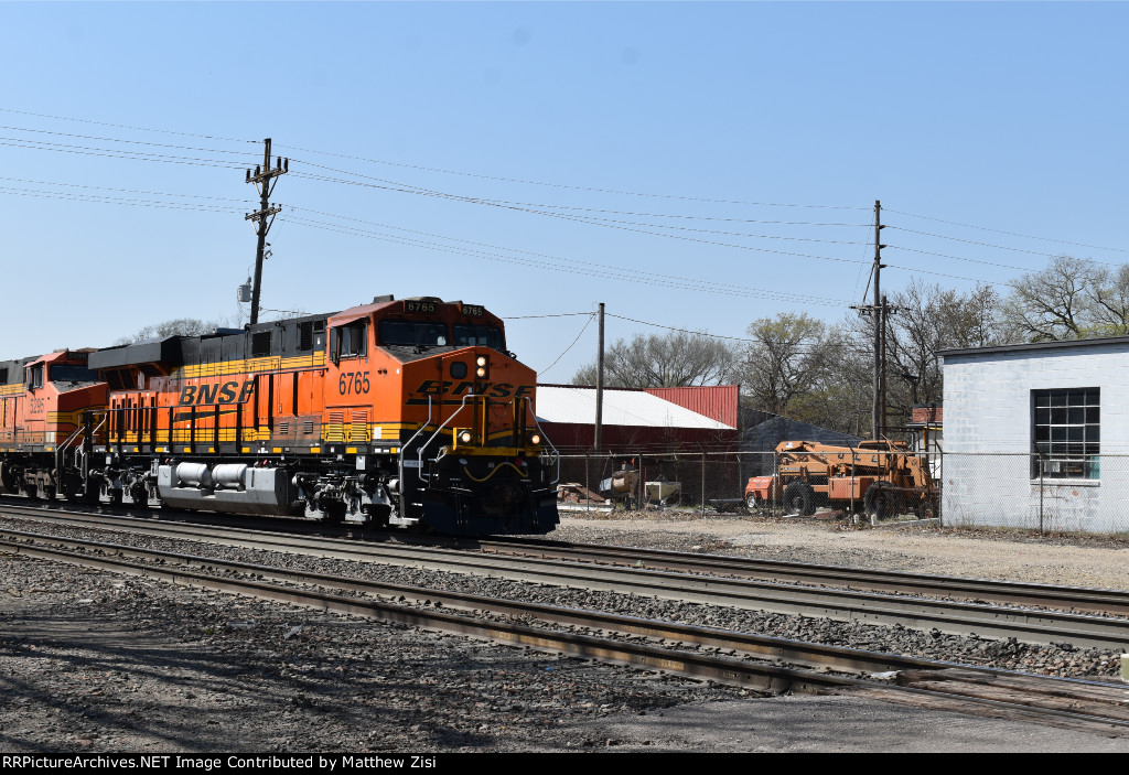 BNSF 6765